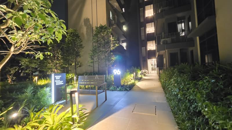 Tembusu Grand, 96 Jalan Tembusu, 1 Bedroom, 527 sqft, Condominium For Rent, by Ryan Tan, 500150521 - Exterior - PropertyGuru.com.sg