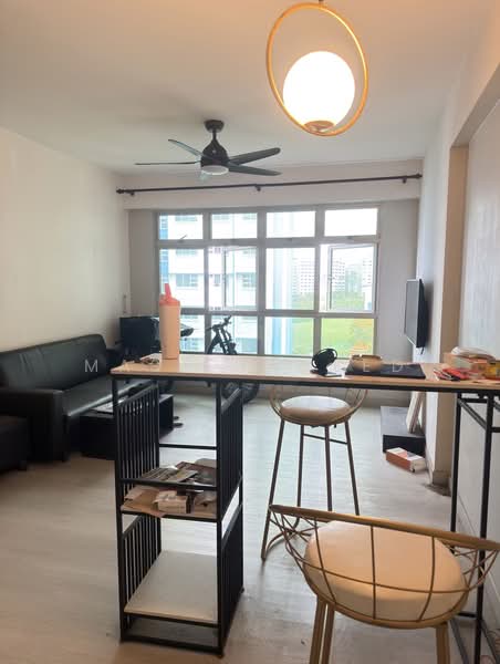 782B Woodlands Crescent, 782B Woodlands Crescent, 3 Bedrooms, 990 sqft, HDB Flat For Sale, by Masz Hameed, 500150525 - Living Room - PropertyGuru.com.sg