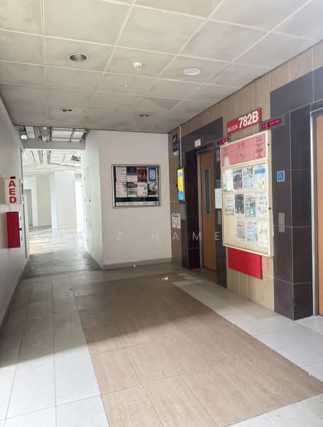782B Woodlands Crescent, 782B Woodlands Crescent, 3 Bedrooms, 990 sqft, HDB Flat For Sale, by Masz Hameed, 500150525 - Corridor - PropertyGuru.com.sg