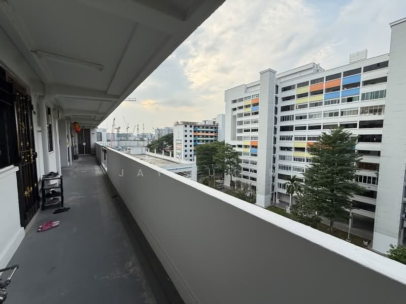 20 Chai Chee Road, 20 Chai Chee Road, 2 Bedrooms, 700 sqft, HDB Flat For Sale, by Jay Kumar, 500150527 - Balcony - PropertyGuru.com.sg