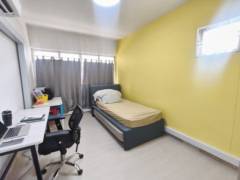 101 Potong Pasir Avenue 1, 101 Potong Pasir Avenue 1, 2 Bedrooms, 893 sqft, HDB Flat For Rent, by Eugene Ho, 500150539 - Bedroom - PropertyGuru.com.sg