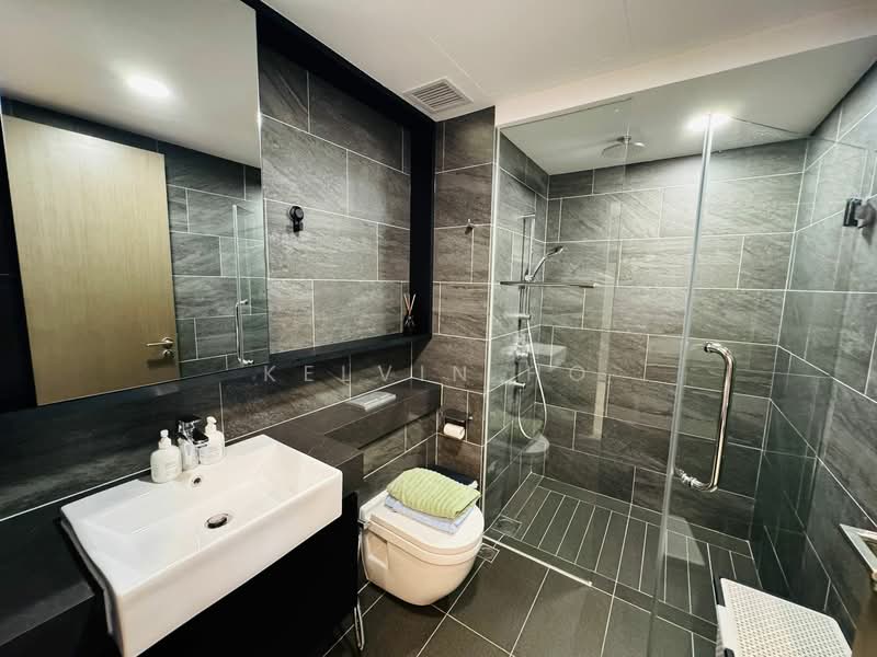 Affinity At Serangoon, 26 Serangoon North Avenue 1, 1 Bedroom, 538 sqft, Condominium For Sale, by Kelvin Ho, 500150552 - Bathroom - PropertyGuru.com.sg
