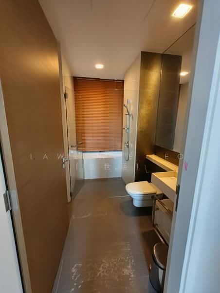 The Trizon, 2 Ridgewood Close, 4 Bedrooms, 2,185 sqft, Condominium For Rent, by Lawrence Teo (赵世廷), 500150561 - Bathroom - PropertyGuru.com.sg