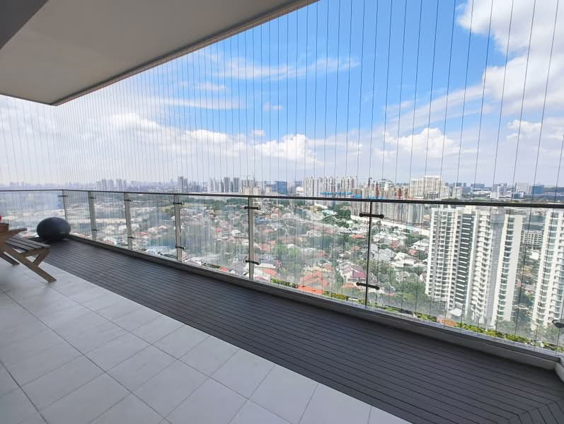 The Trizon, 2 Ridgewood Close, 4 Bedrooms, 2,185 sqft, Condominium For Rent, by Lawrence Teo (赵世廷), 500150561 - Balcony - PropertyGuru.com.sg