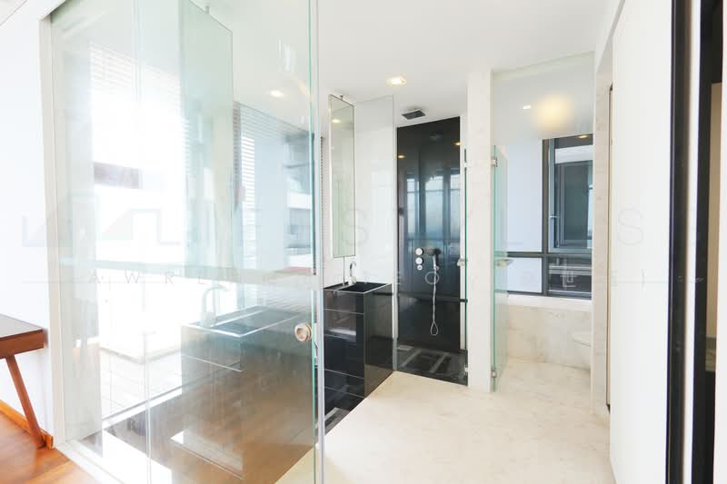 The Trizon, 2 Ridgewood Close, 4 Bedrooms, 2,185 sqft, Condominium For Rent, by Lawrence Teo (赵世廷), 500150561 - Bathroom - PropertyGuru.com.sg