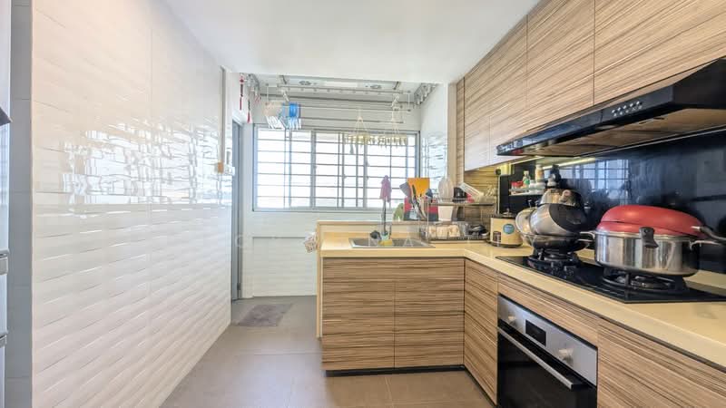 206 Serangoon Central, 206 Serangoon Central, 2 Bedrooms, 689 sqft, HDB Flat For Sale, by Georgina Tey, 500150566 - Kitchen - PropertyGuru.com.sg
