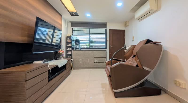 206 Serangoon Central, 206 Serangoon Central, 2 Bedrooms, 689 sqft, HDB Flat For Sale, by Georgina Tey, 500150566 - Living Room - PropertyGuru.com.sg