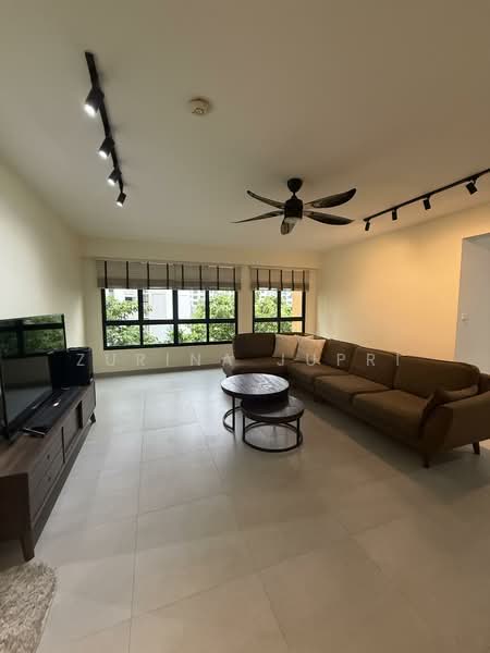 458B Sengkang West Road, 458B Sengkang West Road, 3 Bedrooms, 1,205 sqft, HDB Flat For Sale, by Zurina Jupri, 500150573 - Living Room - PropertyGuru.com.sg