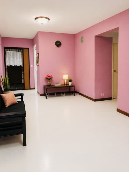 424C Yishun Avenue 11, 424C Yishun Avenue 11, 3 Bedrooms, 990 sqft, HDB Flat For Sale, by Shamim Shah, 500150584 - Living Room - PropertyGuru.com.sg