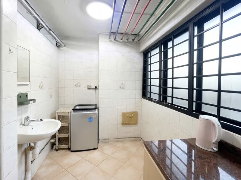6 Farrer Road, 6 Farrer Road, 3 Bedrooms, 980 sqft, HDB Flat For Rent, by Cheryl Soh, 500150588 - Service Yard - PropertyGuru.com.sg