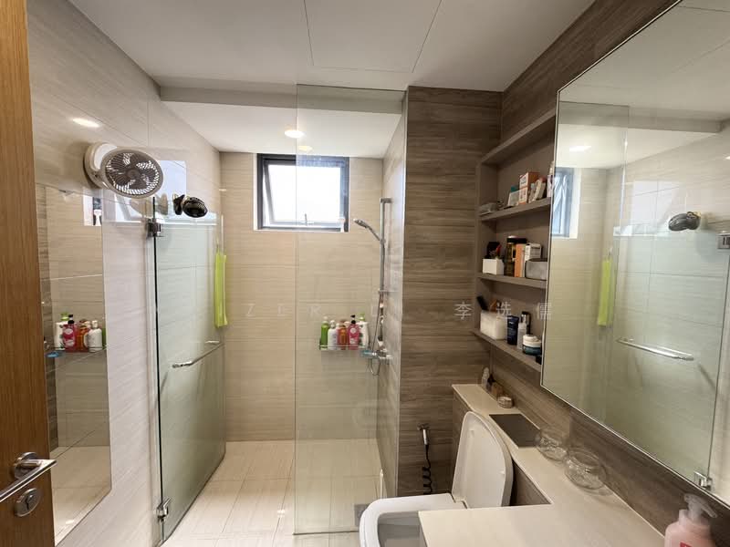 High Park Residences, 23 Fernvale Road, 4 Bedrooms, 1,152 sqft, Condominium For Sale, by Keizer Li 李选儒, 500150589 - Bathroom - PropertyGuru.com.sg