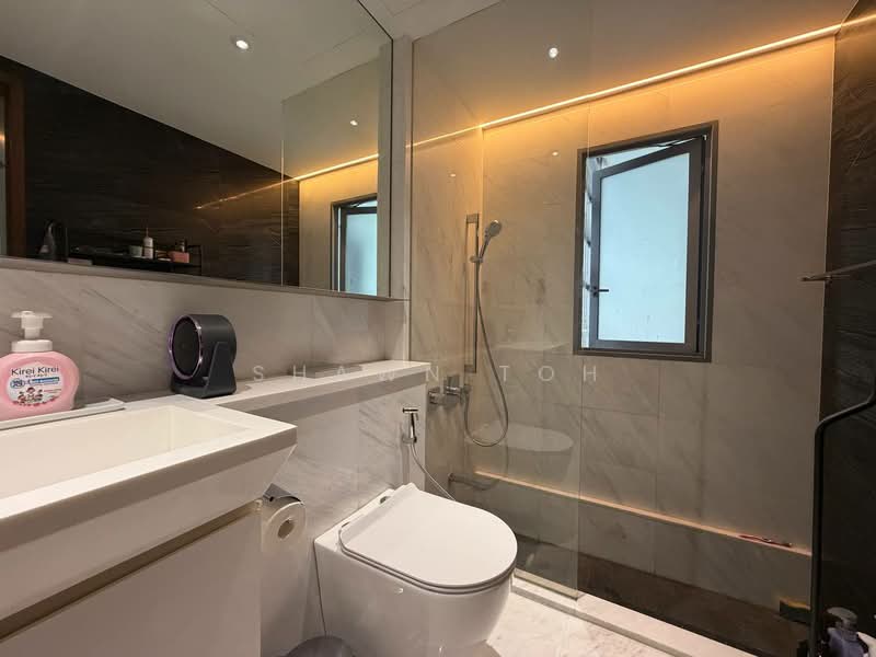 Adria, 12 Derbyshire Road, 1 Bedroom, 538 sqft, Condominium For Sale, by Shawn Toh, 500150597 - Bathroom - PropertyGuru.com.sg