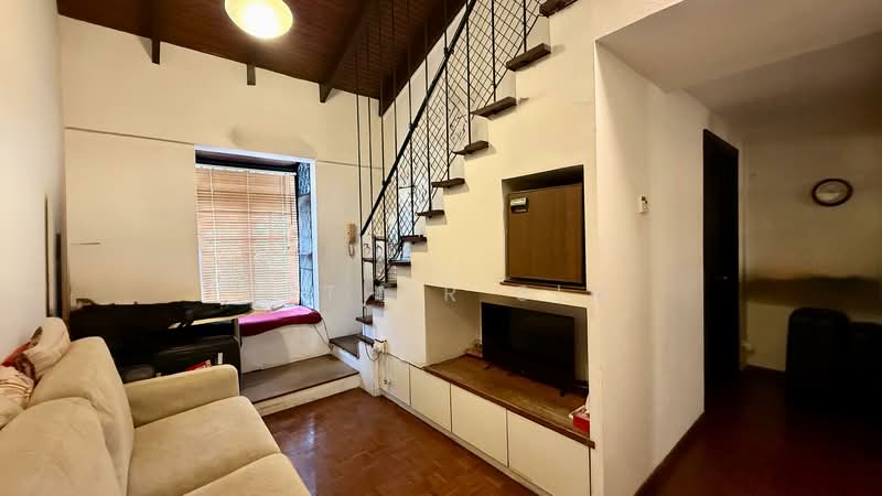 Arthur Road / Goodman Road, Arthur Road / Goodman Road, 6 Bedrooms, 3,000 sqft, Detached House For Sale, by Esther Sim, 500150602 - Living Room - PropertyGuru.com.sg