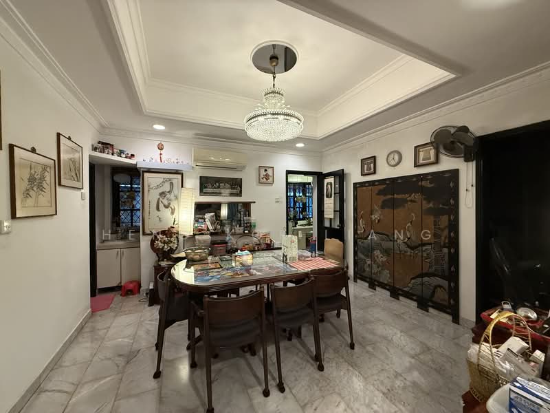 Arthur Road, Arthur Road, 6 Bedrooms, 3,000 sqft, Detached House For Sale, by Heng Kok Liang, 500150607 - Dining Room - PropertyGuru.com.sg