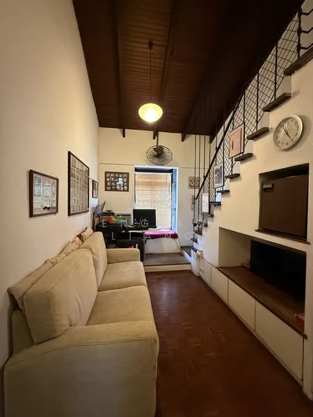 Arthur Road, Arthur Road, 6 Bedrooms, 3,000 sqft, Detached House For Sale, by Heng Kok Liang, 500150607 - #02 common area and staircase to attic - PropertyGuru.com.sg