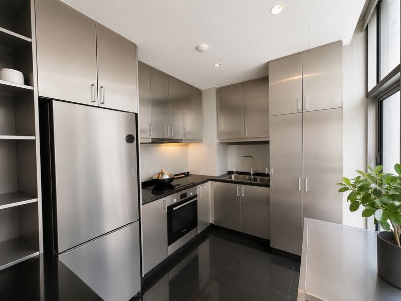 The Lincoln Modern, 20 Lincoln Road, 3 Bedrooms, 1,378 sqft, Apartment For Sale, by Elysia Lim, 500150623 - Kitchen - PropertyGuru.com.sg