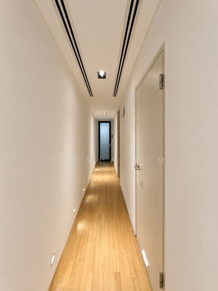 The Lincoln Modern, 20 Lincoln Road, 3 Bedrooms, 1,378 sqft, Apartment For Sale, by Elysia Lim, 500150623 - Corridor - PropertyGuru.com.sg