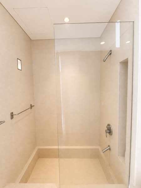 The Lincoln Modern, 20 Lincoln Road, 3 Bedrooms, 1,378 sqft, Apartment For Sale, by Elysia Lim, 500150623 - Bathroom - PropertyGuru.com.sg
