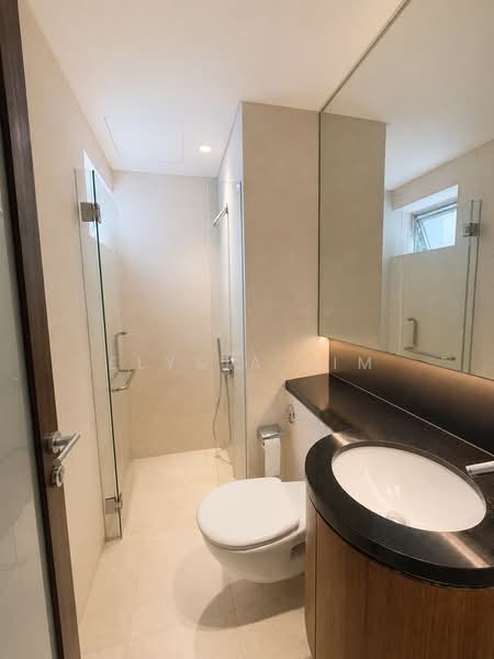 The Lincoln Modern, 20 Lincoln Road, 3 Bedrooms, 1,378 sqft, Apartment For Sale, by Elysia Lim, 500150623 - Bathroom - PropertyGuru.com.sg