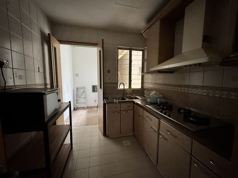 Regent Park, , 2 Bedrooms, 904 sqft, Condominium For Rent, by Bryan Wee, 500150624 - Kitchen - PropertyGuru.com.sg