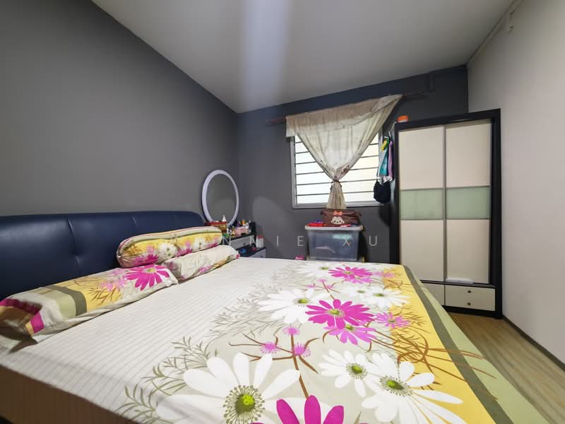148 Woodlands Street 13, 148 Woodlands Street 13, 2 Bedrooms, 732 sqft, HDB Flat For Sale, by Winnie Xu, 500150626 - Bedroom - PropertyGuru.com.sg