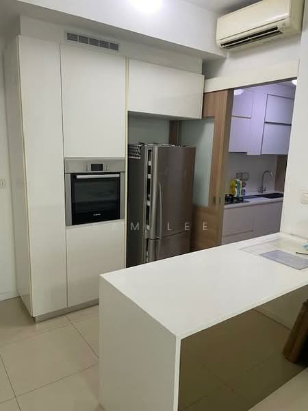 Canberra Residences, 501 Canberra Drive, Room Rental, 200 sqft, Condominium For Rent, by Sam Lee, 500150637 - Kitchen - PropertyGuru.com.sg