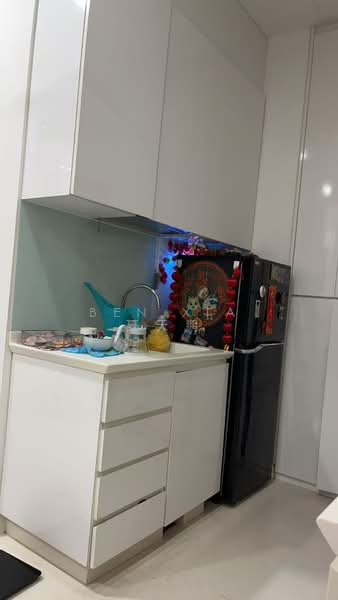 Urban Vista, 2 Tanah Merah Kechil Link, 2 Bedrooms, 657 sqft, Condominium For Sale, by Ben XIA 夏天鹏, 500150640 - Kitchen - PropertyGuru.com.sg