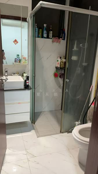 Urban Vista, 2 Tanah Merah Kechil Link, 2 Bedrooms, 657 sqft, Condominium For Sale, by Ben XIA 夏天鹏, 500150640 - Bathroom - PropertyGuru.com.sg