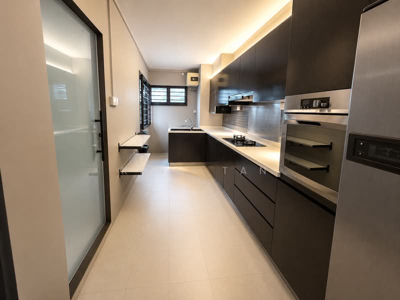 187B Rivervale Drive, 187B Rivervale Drive, 2 Bedrooms, 1,184 sqft, HDB Flat For Sale, by Kenli Tan, 500150641 - Kitchen - PropertyGuru.com.sg