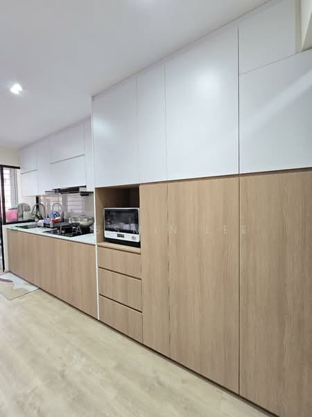106 Pasir Ris Street 12, 106 Pasir Ris Street 12, 4 Bedrooms, 1,377 sqft, HDB Flat For Sale, by Jassmin Lee, 500150642 - Kitchen - PropertyGuru.com.sg