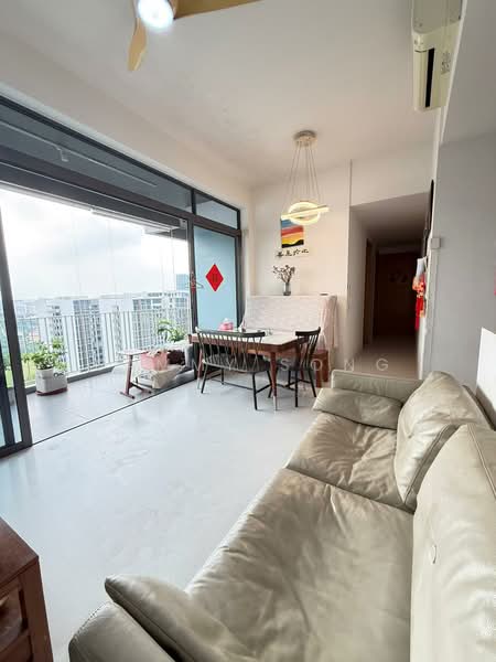 The Skywoods, 1 Dairy Farm Heights, 3 Bedrooms, 1,044 sqft, Condominium For Rent, by Sammy Song, 500150645 - Living Room - PropertyGuru.com.sg
