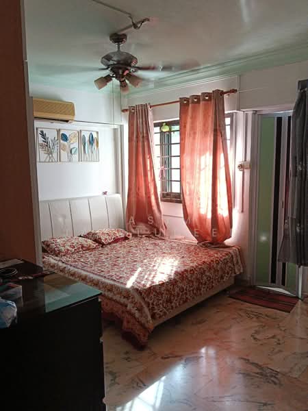 516 Jurong West Street 52, 516 Jurong West Street 52, 3 Bedrooms, 1,187 sqft, HDB Flat For Sale, by Kasim Jalaludeen, 500150647 - Bedroom - PropertyGuru.com.sg