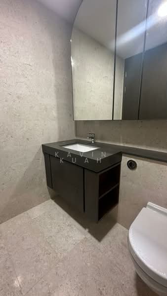 Avenue South Residence, 13 Silat Avenue, 2 Bedrooms, 689 sqft, Condominium For Sale, by Kavin Kuah, 500150650 - Bathroom - PropertyGuru.com.sg