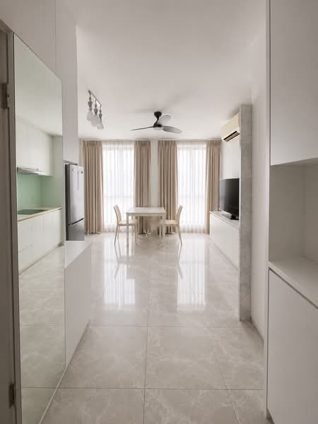Royce Residences, 8 Lorong 6 Geylang, 2 Bedrooms, 721 sqft, Condominium For Rent, by Judy Tan, 500150652 - Kitchen - PropertyGuru.com.sg