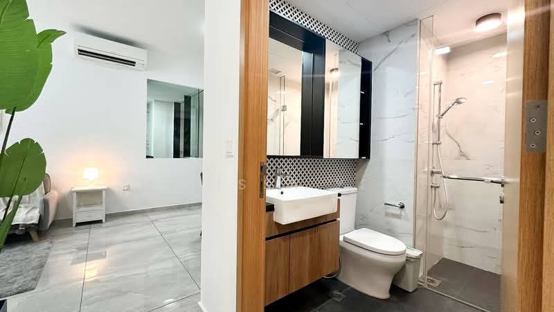 The Verandah Residences, 227 Pasir Panjang Road, 4 Bedrooms, 1,249 sqft, Condominium For Rent, by Melissa Yeo, 500150653 - Bathroom - PropertyGuru.com.sg