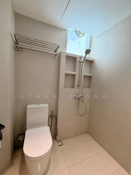 Maysprings, 2 Petir Road, 3 Bedrooms, 1,270 sqft, Apartment For Rent, by Ethan Chong, 500150657 - Bathroom - PropertyGuru.com.sg