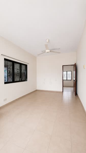 Jalan Rabu, Jalan Rabu, 4 Bedrooms, 2,500 sqft, Semi-Detached House For Rent, by Tan Kiat Beng, 500150666 - Dining Area - PropertyGuru.com.sg