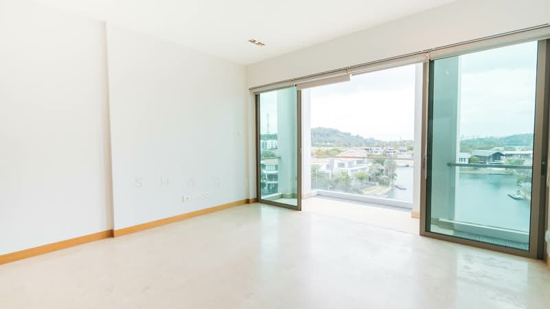 The Berth by the Cove, 216 Ocean Drive, 4 Bedrooms, 3,089 sqft, Condominium For Sale, by Sharon Jany, 500150668 - Balcony - PropertyGuru.com.sg