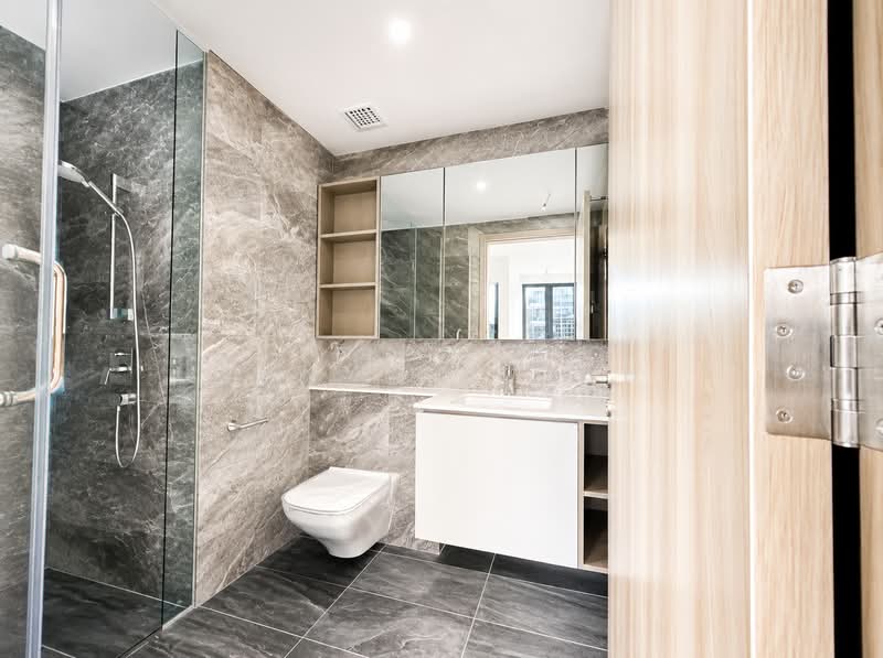 Sengkang Grand Residences, 74 Compassvale Bow, 2 Bedrooms, 764 sqft, Condominium For Sale, by Anny Chionh, 500150669 - Bathroom - PropertyGuru.com.sg