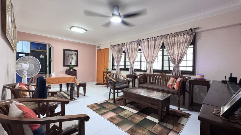 614 Senja Road, 614 Senja Road, 3 Bedrooms, 979 sqft, HDB Flat For Sale, by Eric Yeo, 500150670 - Living Room - PropertyGuru.com.sg