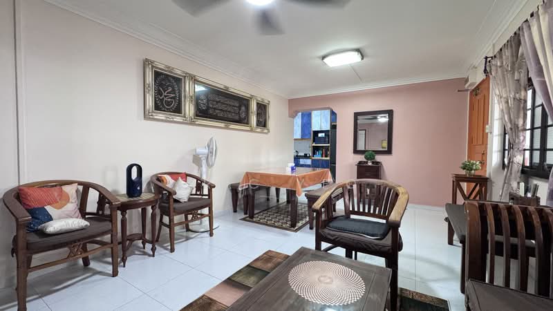614 Senja Road, 614 Senja Road, 3 Bedrooms, 979 sqft, HDB Flat For Sale, by Eric Yeo, 500150670 - Living Room - PropertyGuru.com.sg