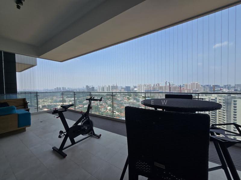 The Trizon, 2 Ridgewood Close, Tanglin / Holland / Bukit Timah, 4 Bedrooms, 2,185 sqft, Condominium For Rent, by Kevin Chew, 500150672 - Balcony - PropertyGuru.com.sg
