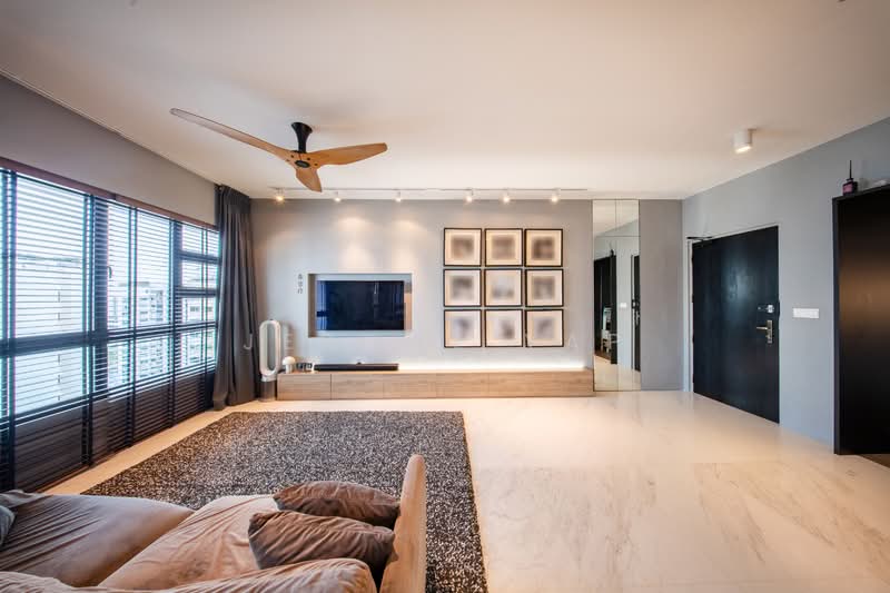 266B Punggol Way, 266B Punggol Way, 3 Bedrooms, 990 sqft, HDB Flat For Sale, by Jerome Yap, 500150677 - Living Room - PropertyGuru.com.sg