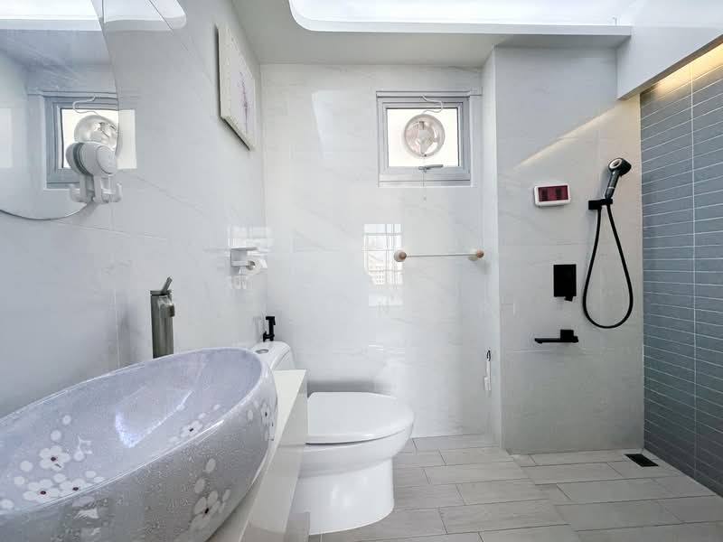 874B Tampines Street 85, 874B Tampines Street 85, 3 Bedrooms, 1,216 sqft, HDB Flat For Sale, by Hanee Nazri, 500150678 - Bathroom - PropertyGuru.com.sg