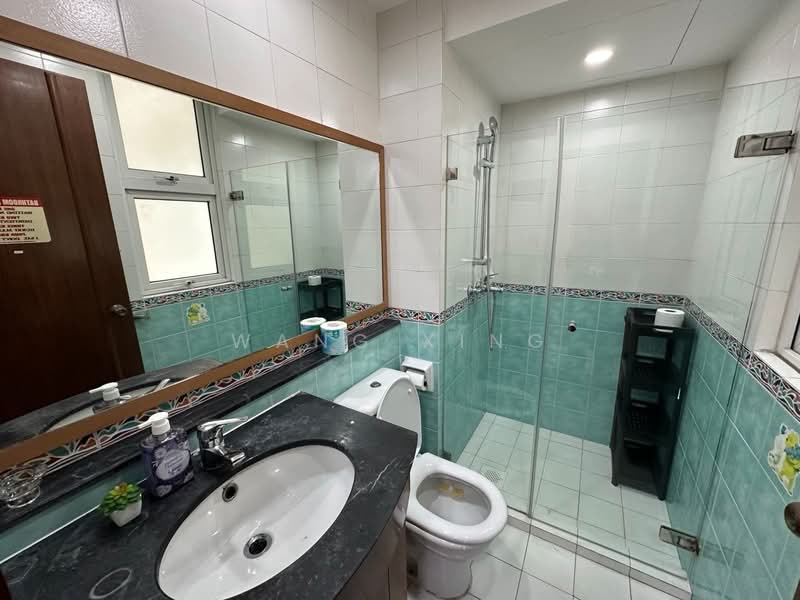 The Floravale, 218 Westwood Avenue, 6 Bedrooms, 1,249 sqft, Executive Condominium For Rent, by Wang Xing, 500150684 - Bathroom - PropertyGuru.com.sg