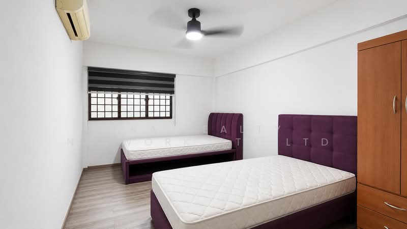 231 Ang Mo Kio Avenue 3, 231 Ang Mo Kio Avenue 3, 3 Bedrooms, 990 sqft, HDB Flat For Sale, by MARTIN, 500150685 - Bedroom - PropertyGuru.com.sg