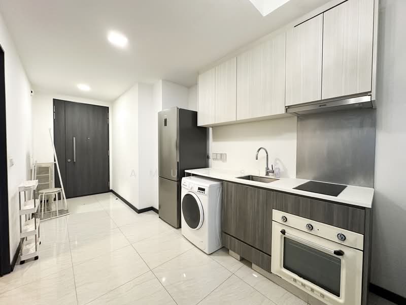 Gem Residences, , 2 Bedrooms, 570 sqft, Condominium For Sale, by Samuel Sim, 500150689 - Kitchen - PropertyGuru.com.sg