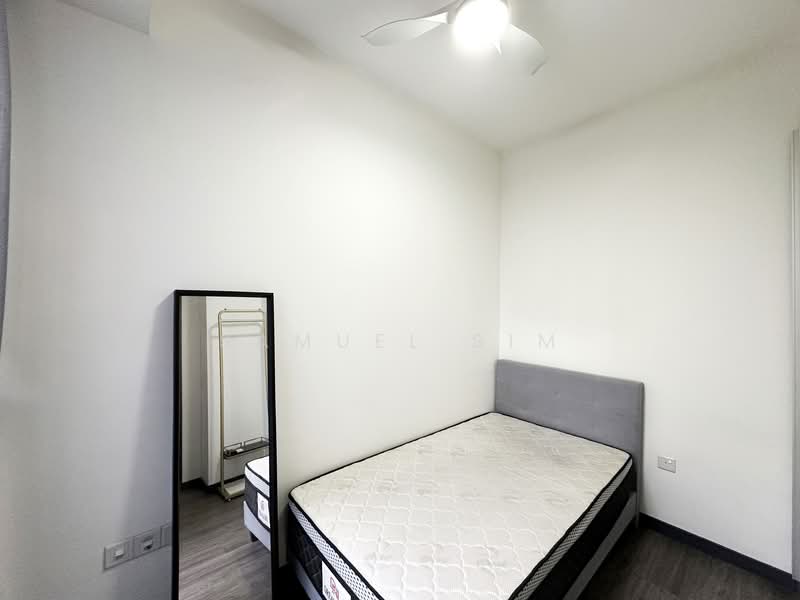 Gem Residences, , 2 Bedrooms, 570 sqft, Condominium For Sale, by Samuel Sim, 500150689 - Bedroom - PropertyGuru.com.sg