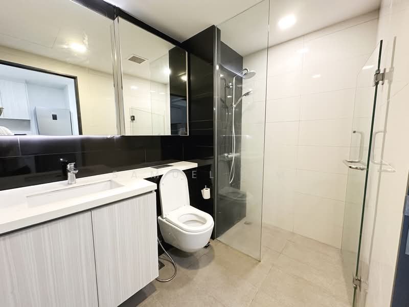 Gem Residences, , 2 Bedrooms, 570 sqft, Condominium For Sale, by Samuel Sim, 500150689 - Bathroom - PropertyGuru.com.sg