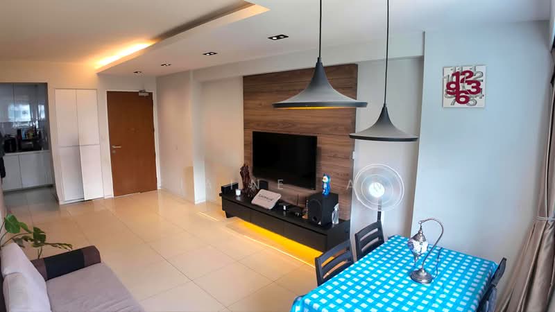 308C Punggol Walk, 308C Punggol Walk, 3 Bedrooms, 990 sqft, HDB Flat For Sale, by Elaine Tan, 500150692 - Living Room - PropertyGuru.com.sg